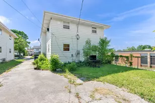 6914 N 42nd St, Milwaukee, WI 53209 - Photo 3