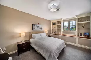 4100 S Lake Dr, Saint Francis, WI 53235 - Photo 27