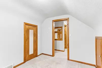 4260 N 93rd St, Wauwatosa, WI 53222 - Photo 31