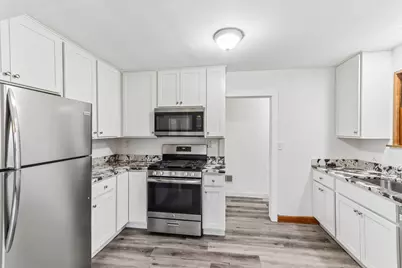 4260 N 93rd St, Wauwatosa, WI 53222 - Photo 13