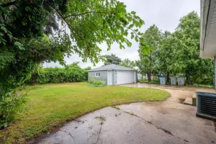 5358 N 103rd St, Milwaukee, WI 53225 - Photo 17