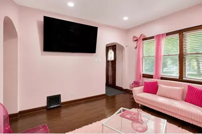 3172 S Griffin Ave, Milwaukee, WI 53207 - Photo 5