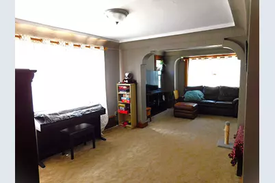 9316 W Mitchell St #9318, West Allis, WI 53214 - Photo 9