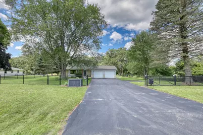 W304S2745  Green Meadow Ln, Genesee, WI 53188 - Photo 7