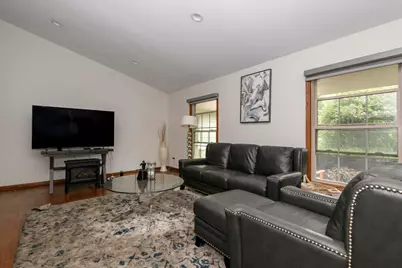 8934 N Lake Dr, Bayside, WI 53217 - Photo 7