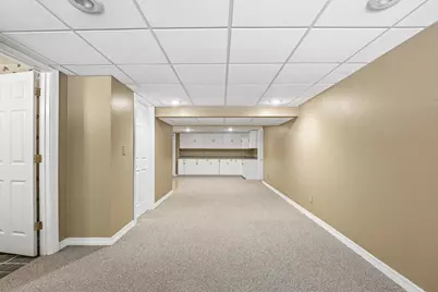 206  Canterbury Ct, Cambridge, WI 53523 - Photo 45