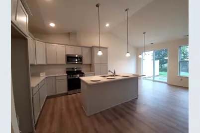 630  Cadence Cir, Lake Geneva, WI 53147 - Photo 7