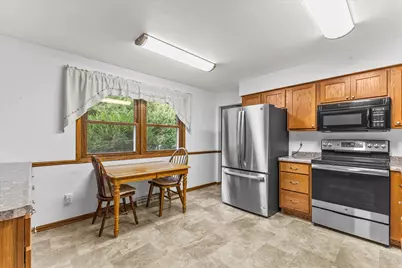 309 S University Dr, Waukesha, WI 53188 - Photo 15