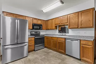 309 S University Dr, Waukesha, WI 53188 - Photo 17
