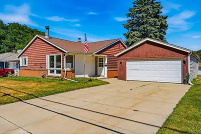 3736 S Sunset Dr, Milwaukee, WI 53220 - Photo 33