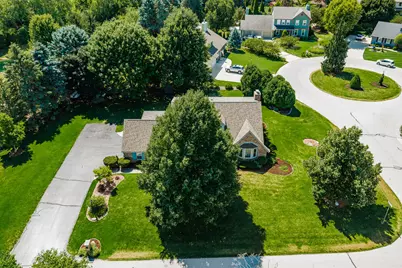 3427  Foxwood Rd, Racine, WI 53405 - Photo 3