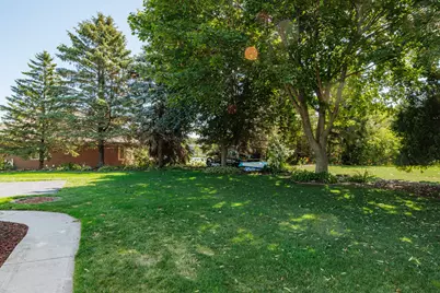 3427  Foxwood Rd, Racine, WI 53405 - Photo 57