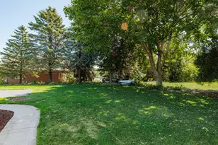 3427 Foxwood Rd, Racine, WI 53405 - Photo 57