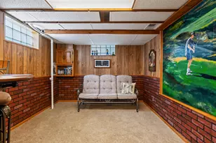 828 N 113th St, Wauwatosa, WI 53226 - Photo 37