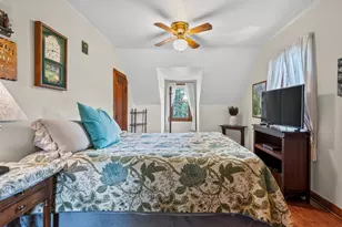 828 N 113th St, Wauwatosa, WI 53226 - Photo 29