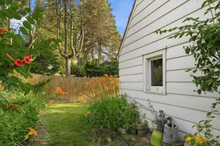 828 N 113th St, Wauwatosa, WI 53226 - Photo 45
