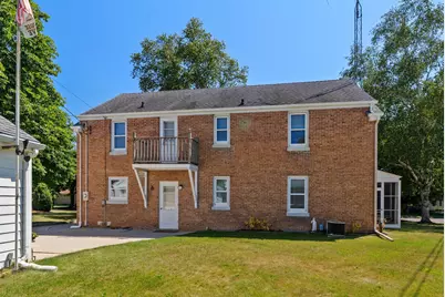 1212  Fairmont Ln, Manitowoc, WI 54220 - Photo 37
