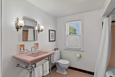 1212  Fairmont Ln, Manitowoc, WI 54220 - Photo 21
