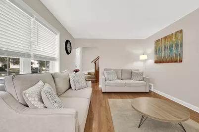 1019  Glenview Ave, Wauwatosa, WI 53213 - Photo 5