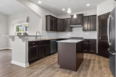 4725  Copper Leaf Blvd, Racine, WI 53403 - Photo 7