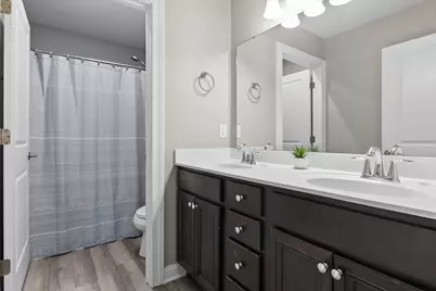 4725  Copper Leaf Blvd, Racine, WI 53403 - Photo 25