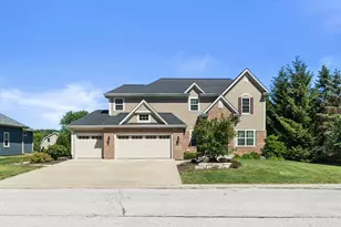 4725 Copper Leaf Blvd, Racine, WI 53403 - Photo 1