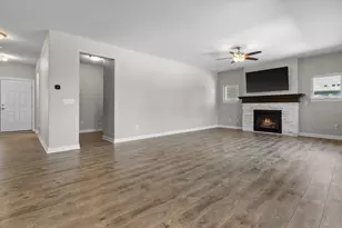 4725 Copper Leaf Blvd, Racine, WI 53403 - Photo 3