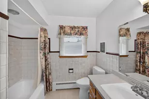 1068 Cedar St, West Bend, WI 53095 - Photo 11