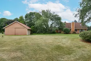 W270N6983 Woodland Oaks Dr, Lisbon, WI 53089 - Photo 35