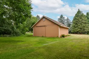 W270N6983 Woodland Oaks Dr, Lisbon, WI 53089 - Photo 33