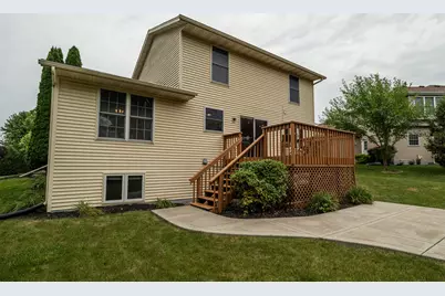 2304  Brookstone Ln, Waukesha, WI 53188 - Photo 41