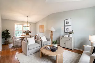 2304 Brookstone Ln, Waukesha, WI 53188 - Photo 3