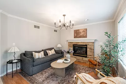 2304  Brookstone Ln, Waukesha, WI 53188 - Photo 15