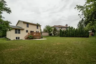 2304 Brookstone Ln, Waukesha, WI 53188 - Photo 45