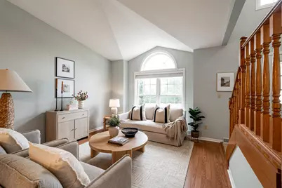 2304  Brookstone Ln, Waukesha, WI 53188 - Photo 5