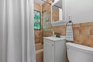 2421 W Bridge St, Milwaukee, WI 53221 - Photo 7