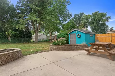 2421 W Bridge St, Milwaukee, WI 53221 - Photo 17