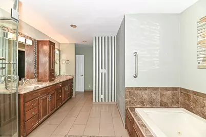 3554  Cranberry Ln, Racine, WI 53404 - Photo 11