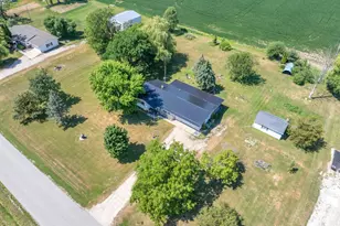 W6973 Kenyon Rd, Byron, WI 53065 - Photo 5