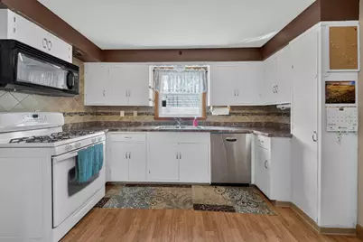1501  10th St, La Crosse, WI 54601 - Photo 7