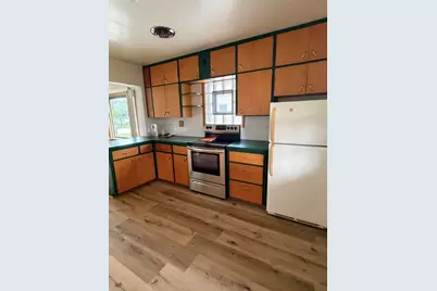 2712 S 10th St, Sheboygan, WI 53081 - Photo 7