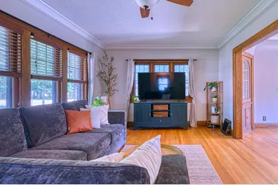 426 N 70th St, Wauwatosa, WI 53213 - Photo 17