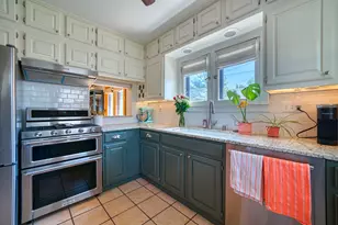 426 N 70th St, Wauwatosa, WI 53213 - Photo 11