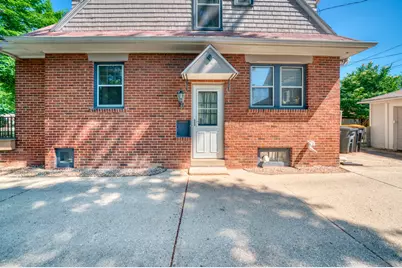 426 N 70th St, Wauwatosa, WI 53213 - Photo 3