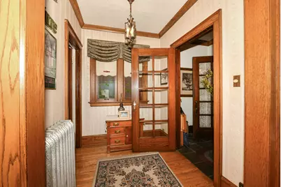 4915 W Woodlawn Ct, Milwaukee, WI 53208 - Photo 7