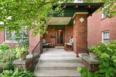 4915 W Woodlawn Ct, Milwaukee, WI 53208 - Photo 3