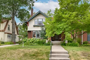4915 W Woodlawn Ct, Milwaukee, WI 53208 - Photo 1