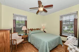 4915 W Woodlawn Ct, Milwaukee, WI 53208 - Photo 17