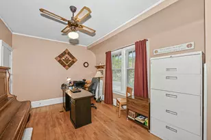 4915 W Woodlawn Ct, Milwaukee, WI 53208 - Photo 15