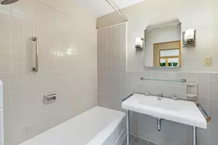 9200 N Tennyson Dr, Bayside, WI 53217 - Photo 19